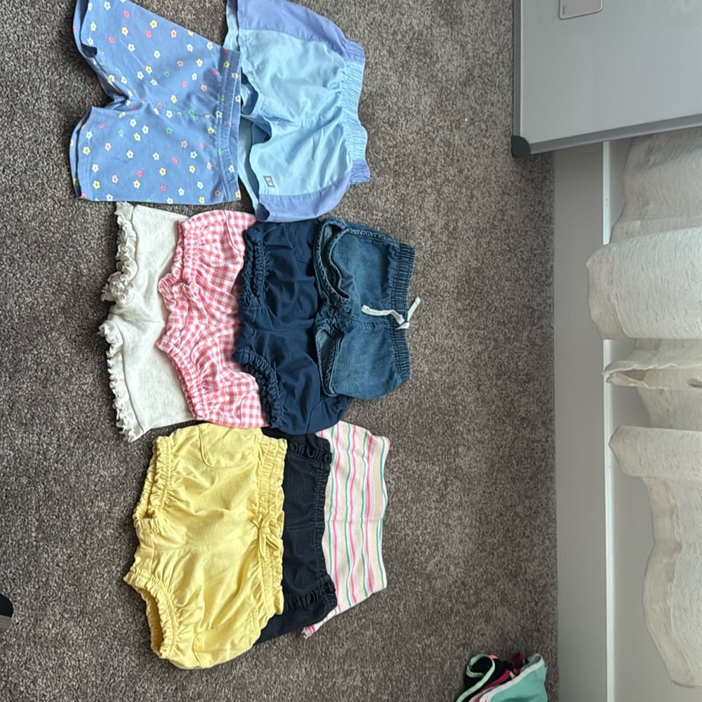 Shorts galore! 9 pairs of toddler girls shorts